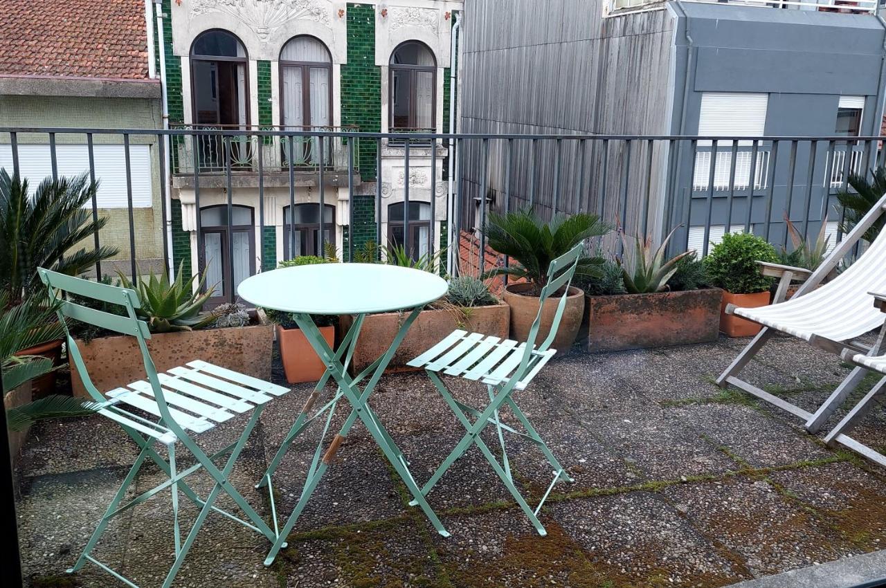 Le Chien Noir City Centre Porto Exterior photo